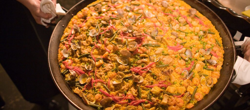 How to Make Easy Paella: A Beginner’s Guide